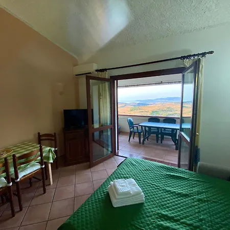 Castelsardo San Giovanni Vista Mare Con Piscina Apartamento Tergu
