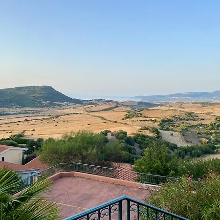 Castelsardo San Giovanni Vista Mare Con Piscina Apartamento Tergu