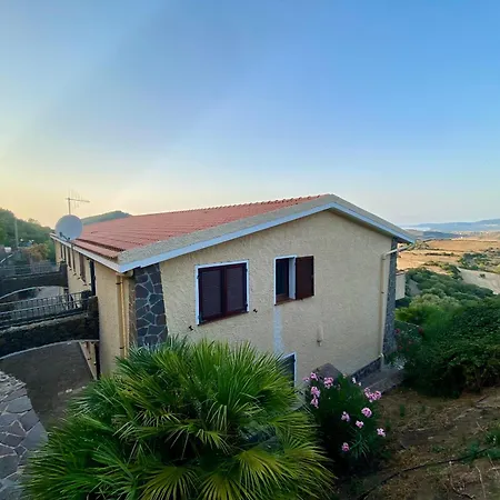 Castelsardo San Giovanni Vista Mare Con Piscina
